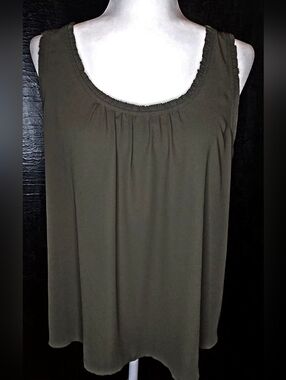 LOFT Forest Green Ruffle Trim Sleeveless Shell Tunic Top - Size Large - EUC